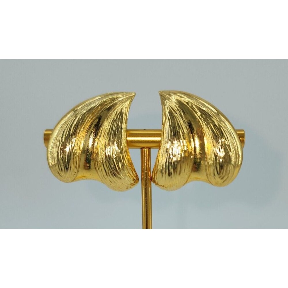 VTG‎ Signed Paolo Gucci Gold Tone Clip On Earrings Luxury Glamour Designer Bold